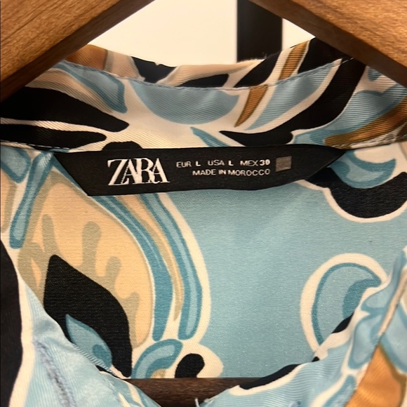 Zara Womens Blue Paisley Pattern 3/4 Sleeve Button Up Blouse, Large - Picture 2 of 6